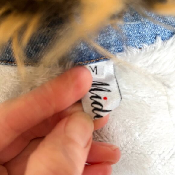 Jean Jacket with Faux Fur Collar and Sweater Knit Sleeves Size Medium Western M - Picture 11 of 11